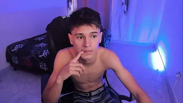 Aron_Boyy's cam snapshot