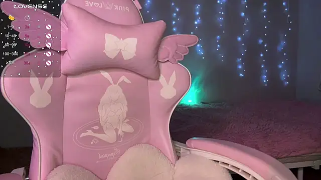 myprettylola's web cam