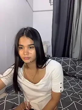 AngelHille live sex cam