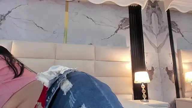 Sophie_Calloway's cam snapshot