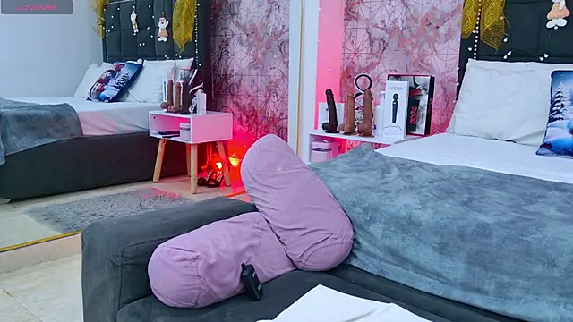 Angelique_Angell's cam snapshot