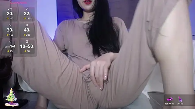 Sarahdamdangzz_88's cam snapshot