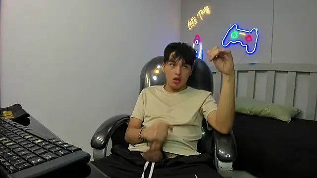 StiwenTwink live sex cam