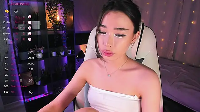 sensualily live sex cam