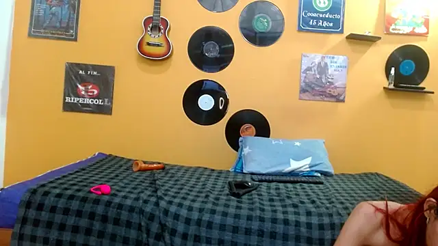 skinnyverus18's cam snapshot