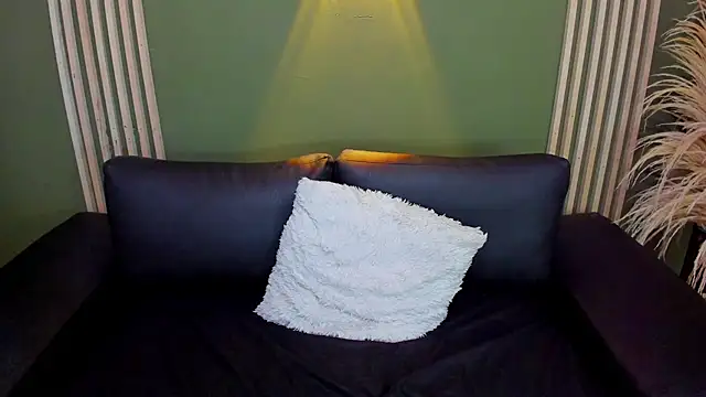 ChloeTurner_'s cam snapshot