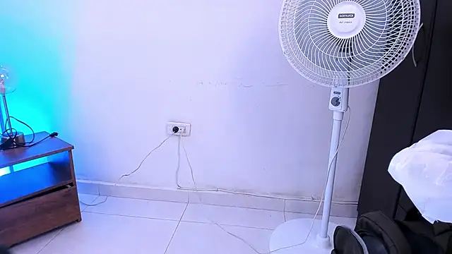 Iris_Parkerr's cam snapshot