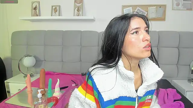 Chlooe_Zoe's cam snapshot