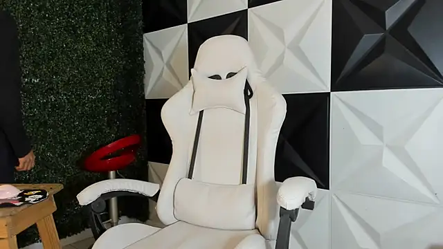 xion_ez's cam snapshot