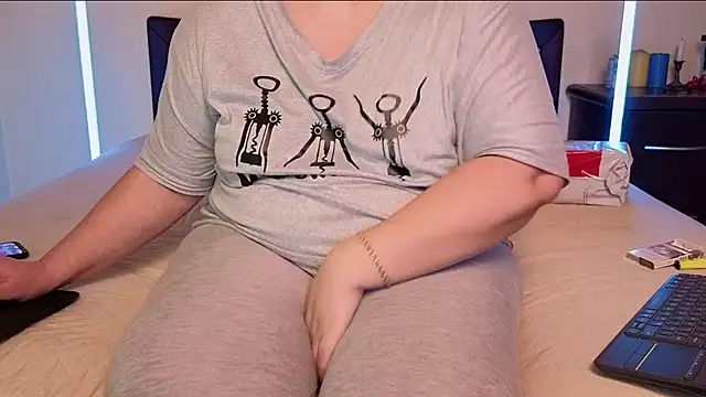 Bbw_Goddes's cam snapshot