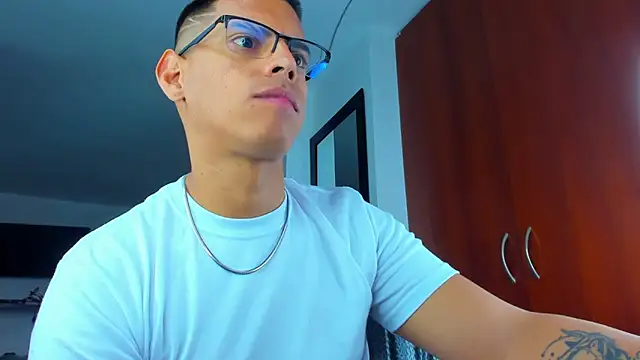 _John_Boy_'s cam snapshot