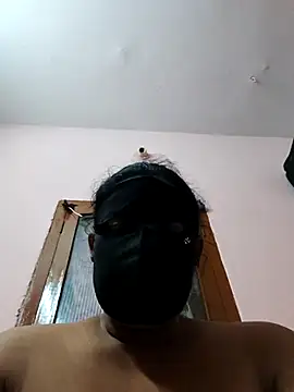 pujapujarrrr's cam snapshot