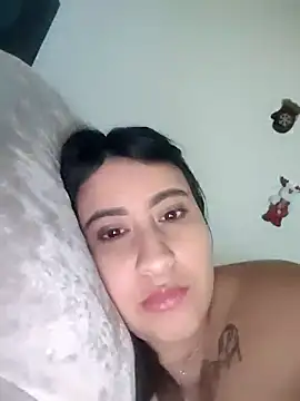 mialorents's cam snapshot