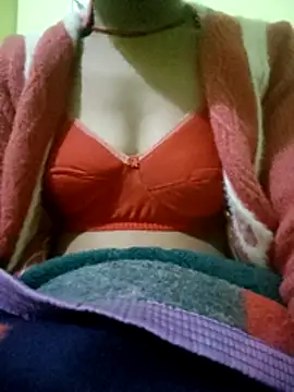 Poonam12A's cam snapshot