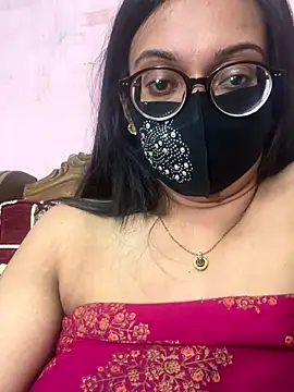 Saguphtah_Chattergy_22's cam snapshot