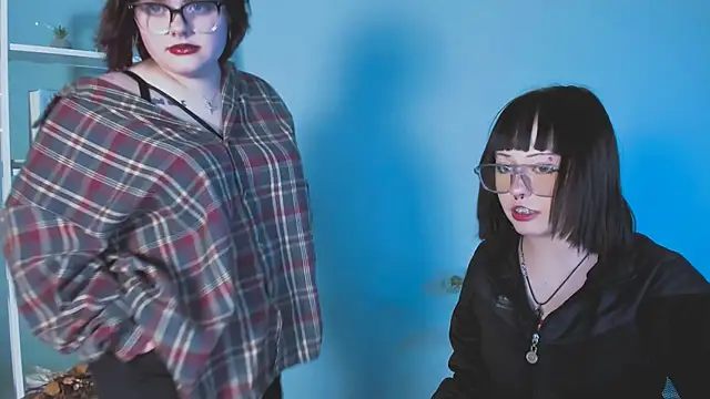 lika_pop's cam snapshot