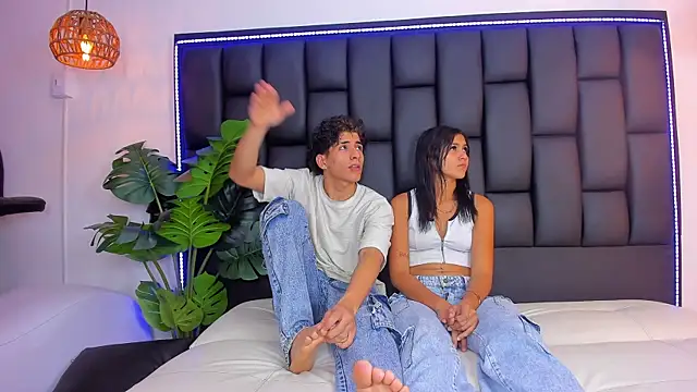 Crazy_porkys's cam snapshot