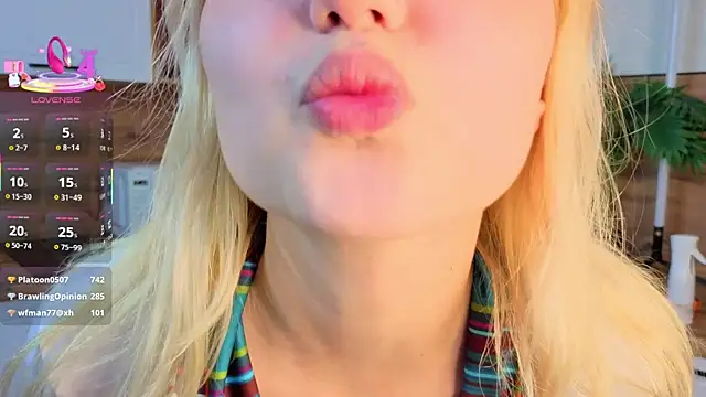 LeslieeWalker's cam snapshot