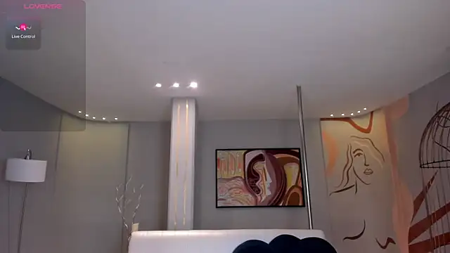 NiaHolland's cam snapshot