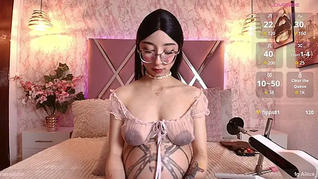 Aliice1_'s cam snapshot