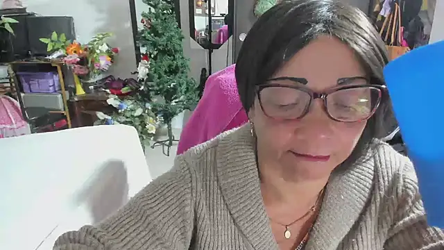 Mrs_mommy_'s cam snapshot