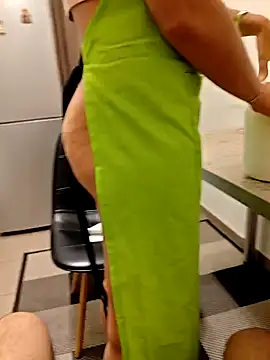 naughty69curls's cam snapshot