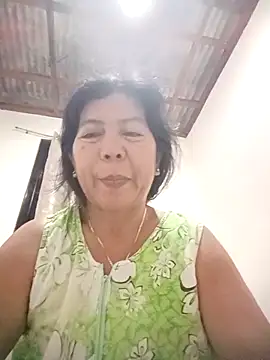 TropicalFlower's cam snapshot