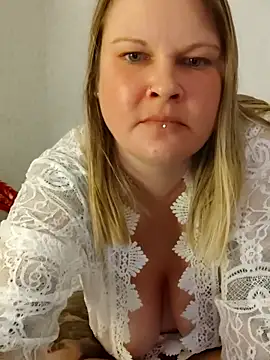 Lina_Squirts's cam snapshot