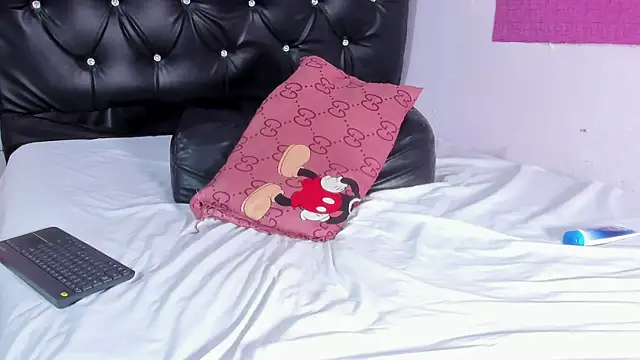 kethe_love_'s cam snapshot