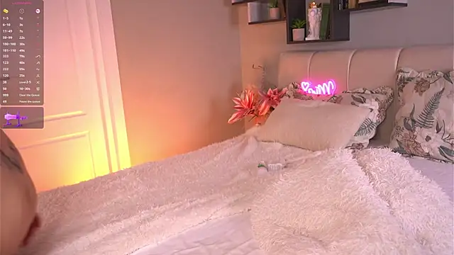 MiaBanger live sex cam