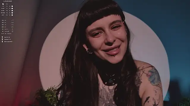 MichaellaMoon live sex cam