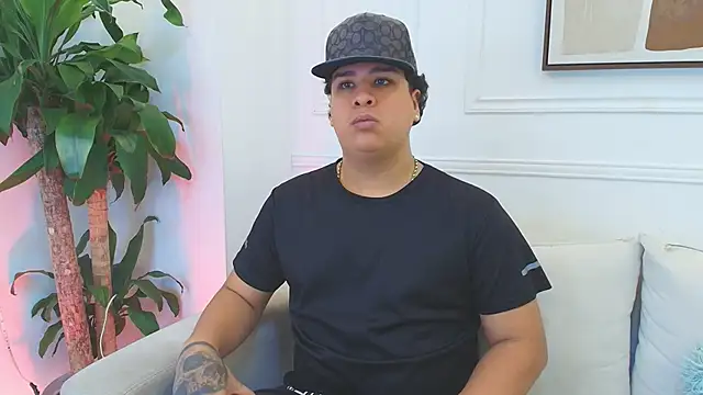 Naim_Bennetsex live sex cam