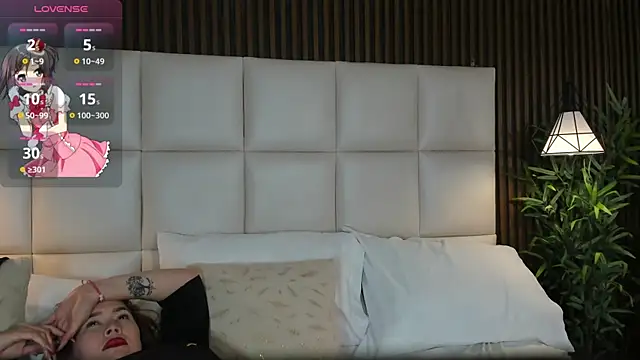 LiaTink's cam snapshot