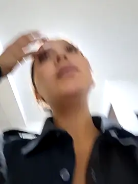 Emily-7_ live sex cam