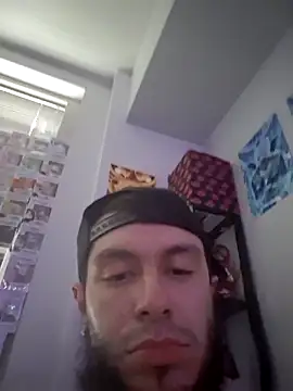 BushyK9's cam snapshot