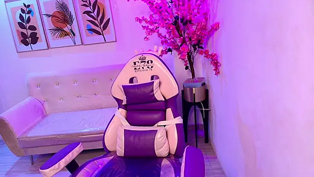 Anie_johnson's cam snapshot