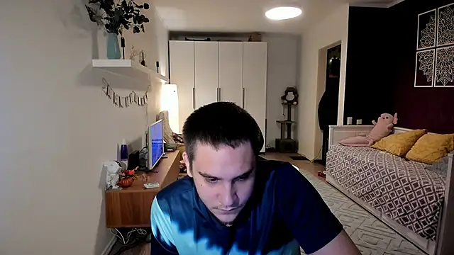 Bear_Beer130's cam snapshot