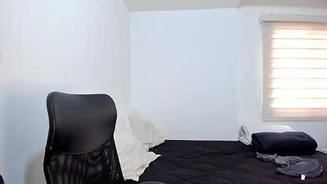 Justyn_Torres live sex cam