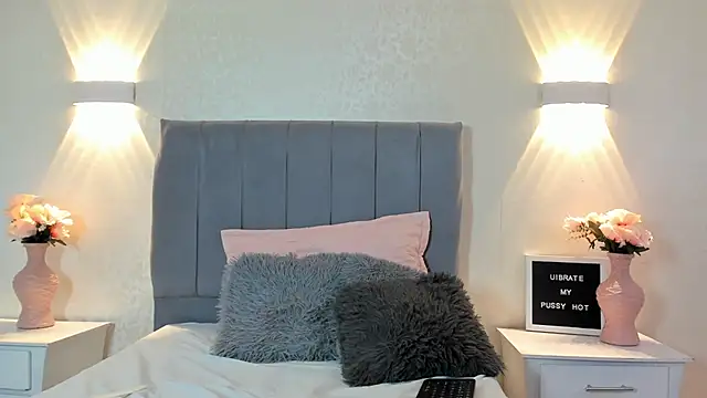 Emiily_cooper_x's cam snapshot