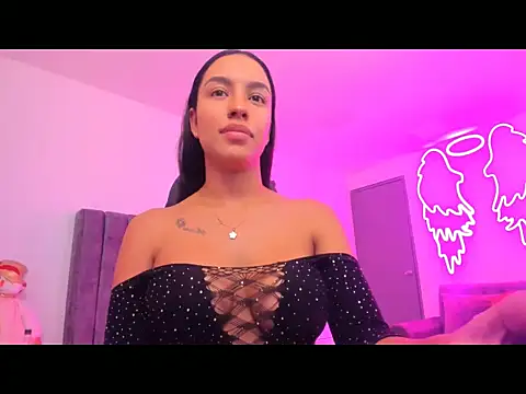 xiomara__cortes's cam snapshot