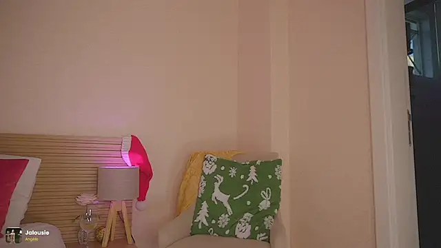 Seducktive's cam snapshot