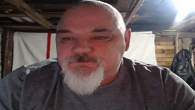 Newfiesausage1972 live sex cam