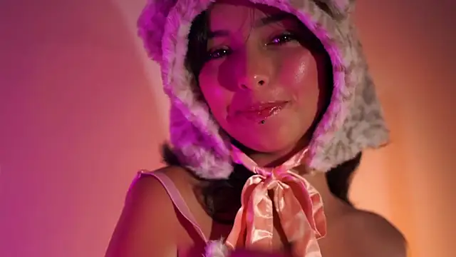 Little_vel's cam snapshot