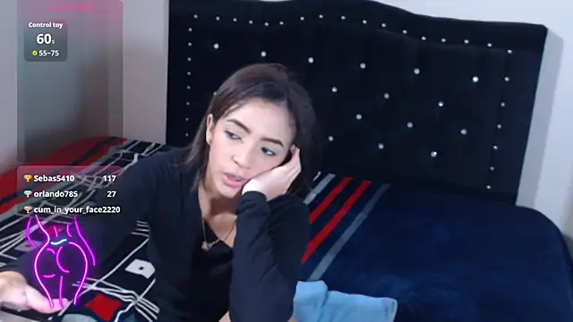 Coraline_Playful's cam snapshot