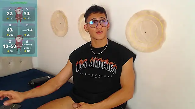 SalvadorFit live sex cam