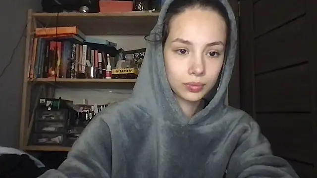 Yuna5343 live sex cam