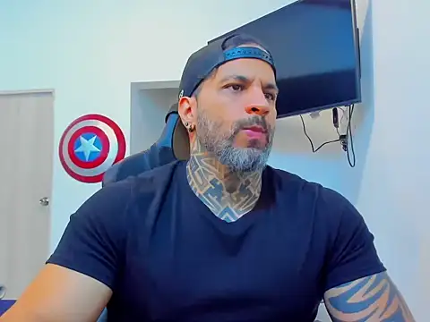 JoshRigby live sex cam