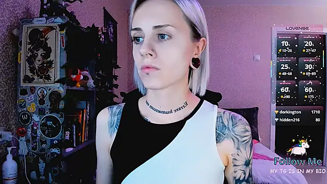 NaniMoore's cam snapshot