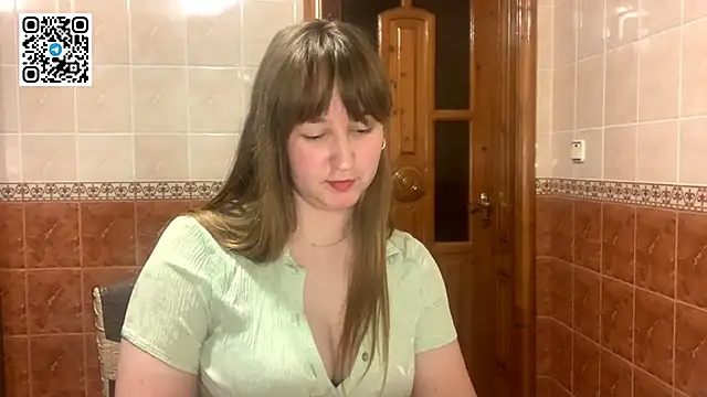 MaroonMoon_'s cam snapshot