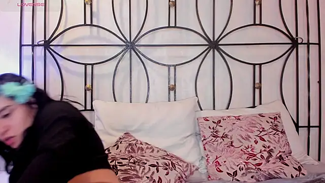 Sam_collinss_'s cam snapshot